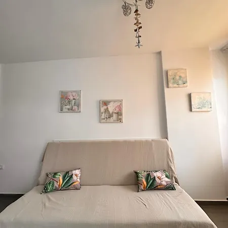 Casa Isabel 아파트